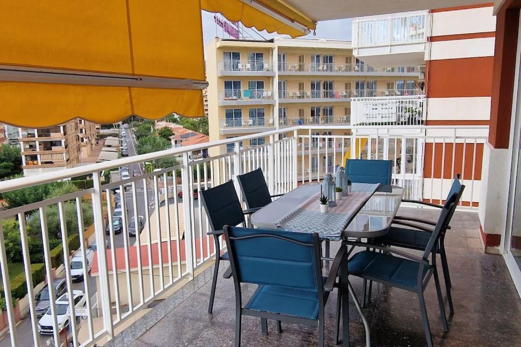 Apartamento Dos Habitaciones, Frente A La Playa, Benicàssim Exteriör bild