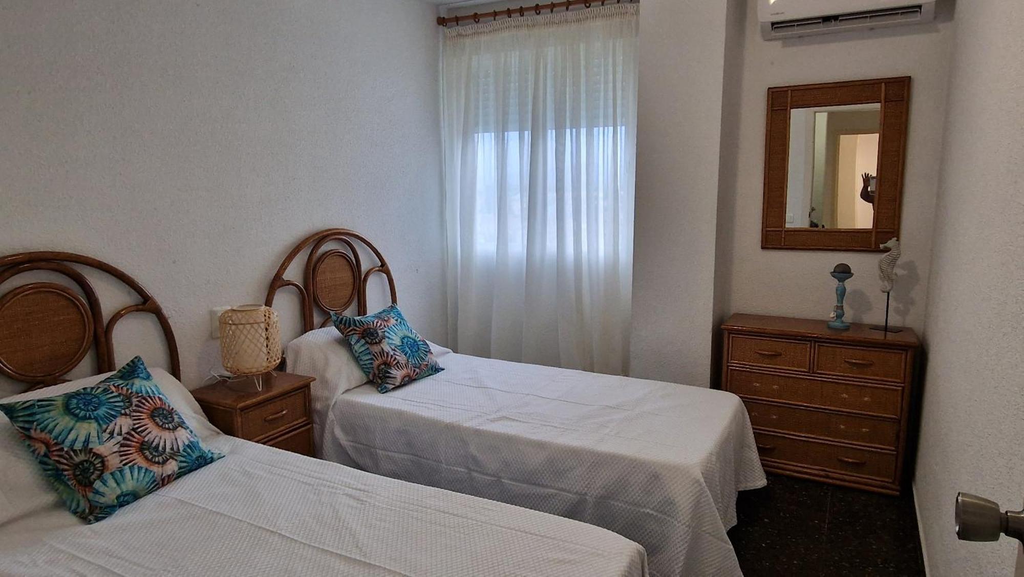 Apartamento Dos Habitaciones, Frente A La Playa, Benicàssim Exteriör bild