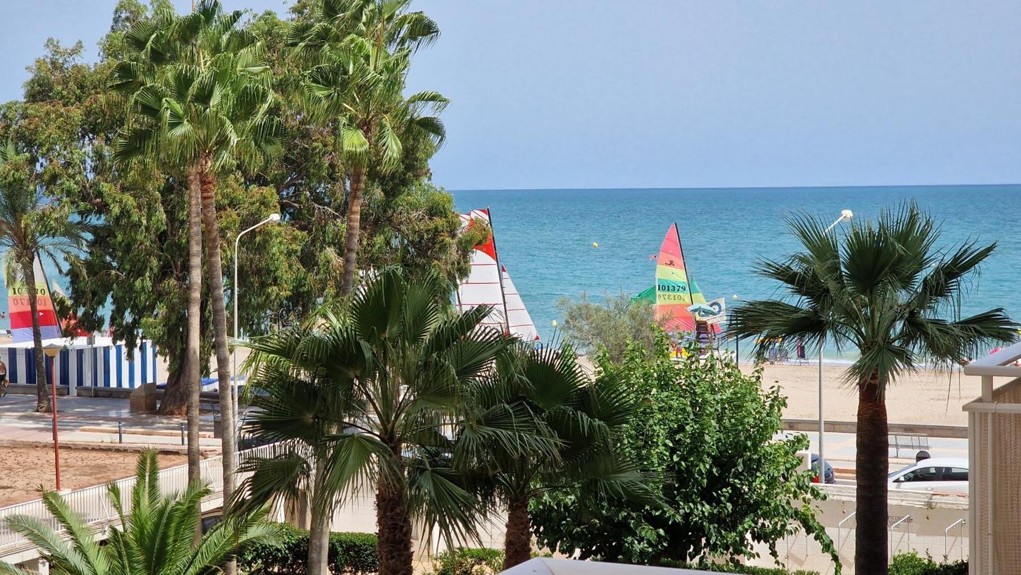 Apartamento Dos Habitaciones, Frente A La Playa, Benicàssim Exteriör bild